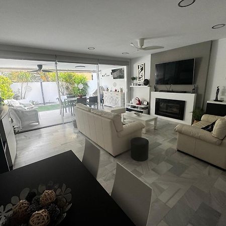 Puertohouse Villa Ел Пуерто де Санта Мария Екстериор снимка